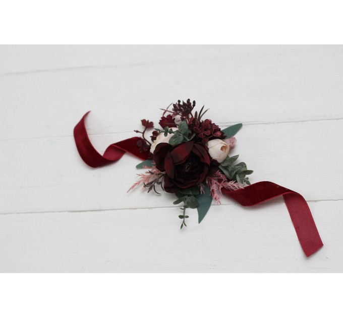  Wedding boutonnieres and wrist corsage  in burgundy blush pink color scheme. Flower accessories. 5080