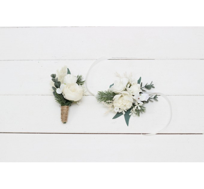  Wedding boutonnieres and wrist corsage  in white color scheme. Flower accessories. 5087