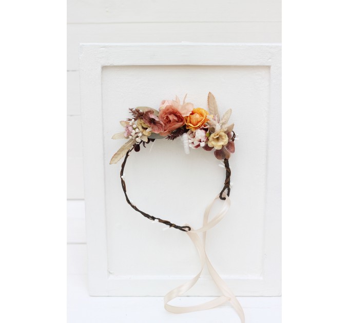 Cinnamon ivory pale orange flower crown. Hair wreath. Flower girl crown. Wedding flowers. 5093