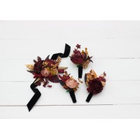  Wedding boutonnieres and wrist corsage  in purple burgundy beige color scheme. Flower accessories. 5096