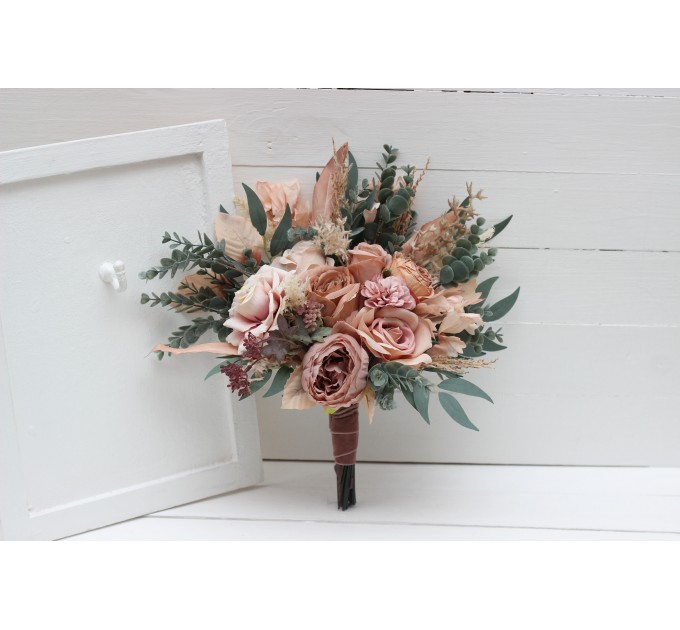 Wedding bouquets in dusty rose blush pink colors. Bridal bouquet. Faux bouquet. Bridesmaid bouquet. 5123