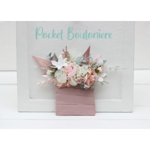 Pocket boutonniere in white blush pink color scheme. Flower accessories. 5128