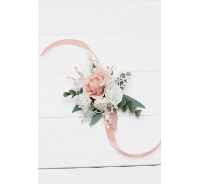  Wedding boutonnieres and wrist corsage  in white blush pink color scheme. Flower accessories. 5128