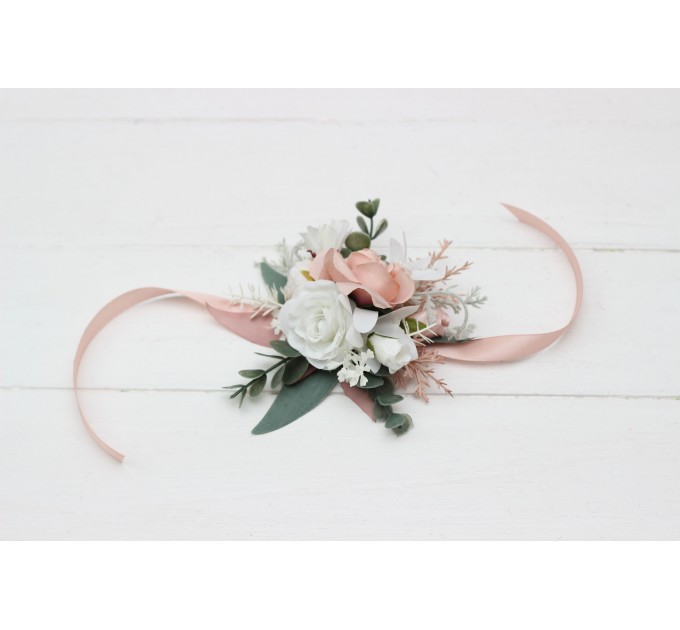  Wedding boutonnieres and wrist corsage  in white blush pink color scheme. Flower accessories. 5128