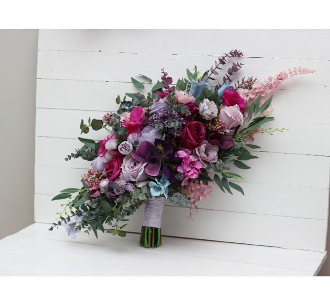 Wedding bouquets in jewel-tone colors. Bridal bouquet. Cascading bouquet. Faux bouquet. Bridesmaid bouquet. 5137