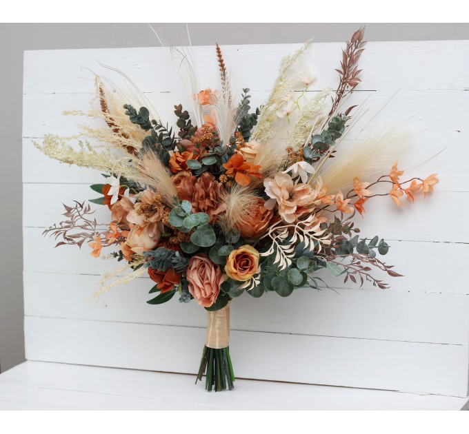 Wedding bouquets in cinnamon rust orange colors. Bridal bouquet. Pampas grass bouquet. Faux bouquet. Bridesmaid bouquet. 5146