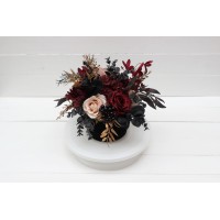 Burgundy black gold beige centerpiece. Table decor. Flowers in box. 0018