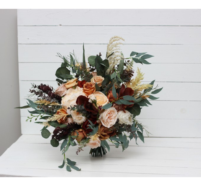 Wedding bouquets in rust brown ivory colors. Bridal bouquet. Boho wedding. Cascading bouquet. Faux bouquet. Bridesmaid bouquet. 0019