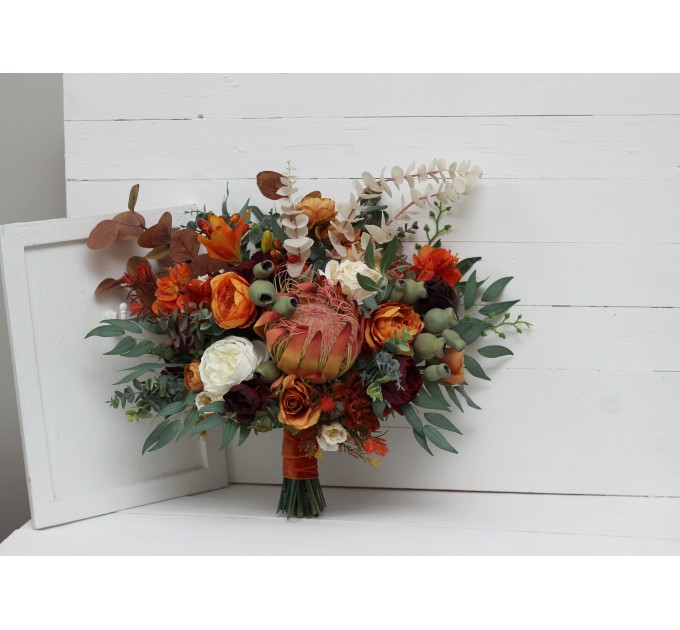 Australian native flowers. Rust burgundy flowers. Protea bridal bouquet. Faux bouquet. Fall wedding. Silk flowers. Boho wedding. Bridesmaid bouquet. 5161