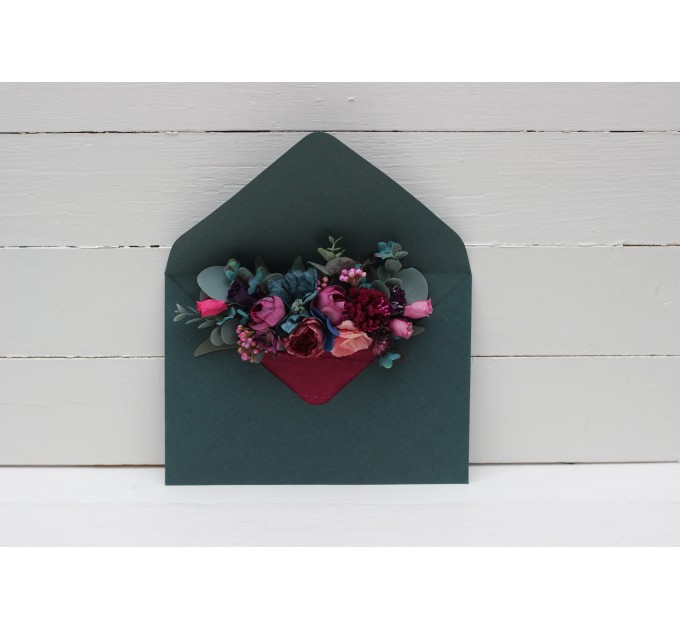 Pocket boutonniere in emerald green purple magenta teal color scheme. Jewl-tone wedding. Flower accessories. 5055