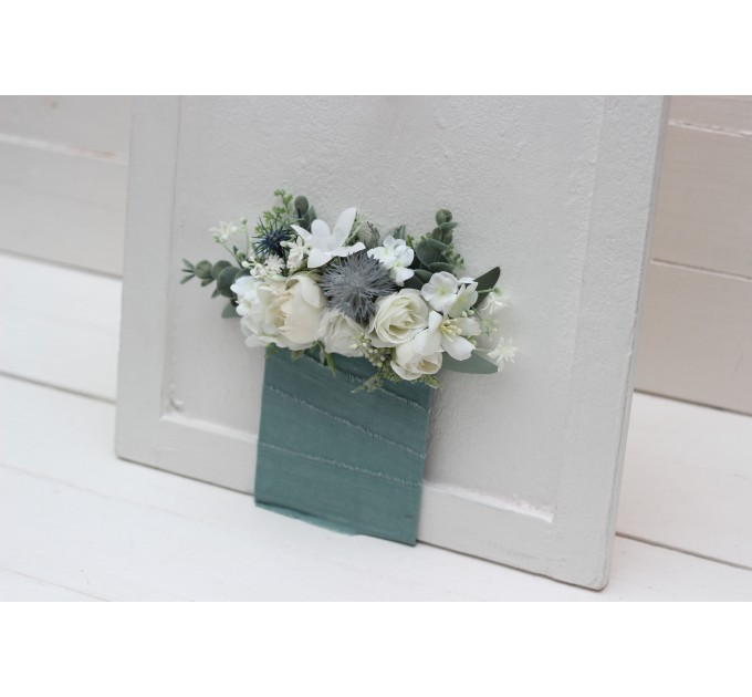 Pocket boutonniere in white sage green color scheme. Flower accessories. 5021