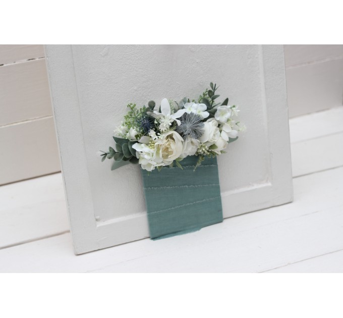 Pocket boutonniere in white sage green color scheme. Flower accessories. 5021