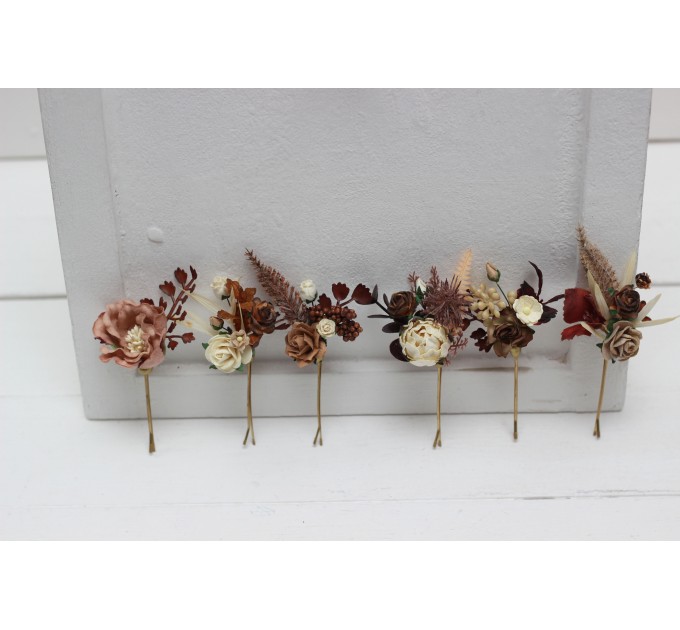 Set of bobby pins. Beige brown ivory flowers. Fall wedding. Boho wedding. Hair flowers. 5172