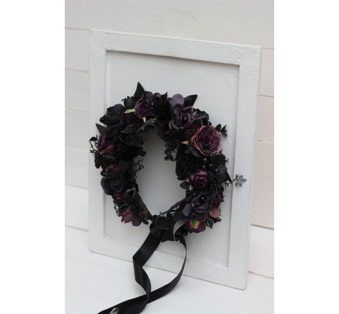Black purple flower crown. Halloween flower crown. Hair wreath. Gothic flower crown. Wedding flowers. 5070