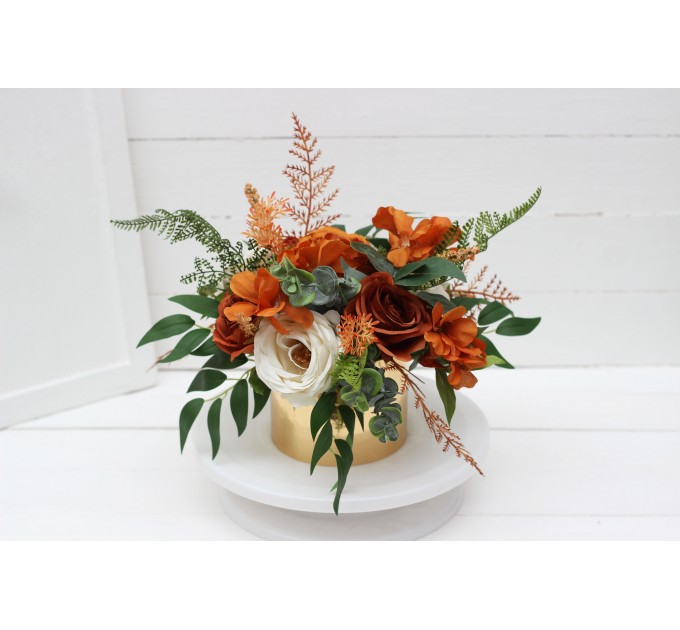 Burnt orange ivory rust emerald green centerpiece. Table decor. Wedding flowers in box. 5201