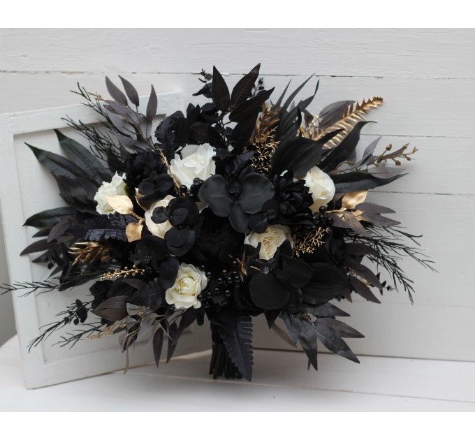 Ivory, Black, and Gold Wedding Bouquets – Gothic & Moody Bridal Designs