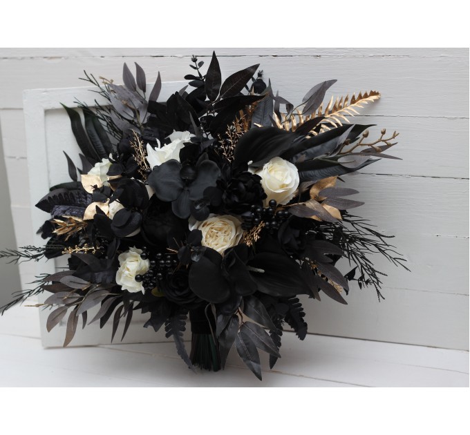Ivory, Black, and Gold Wedding Bouquets – Gothic & Moody Bridal Designs