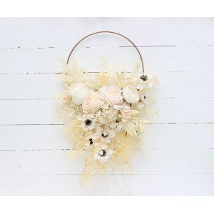 Flower hoop in champagne ivory cream  colors. Alternative bridesmaid bouquet. 5206