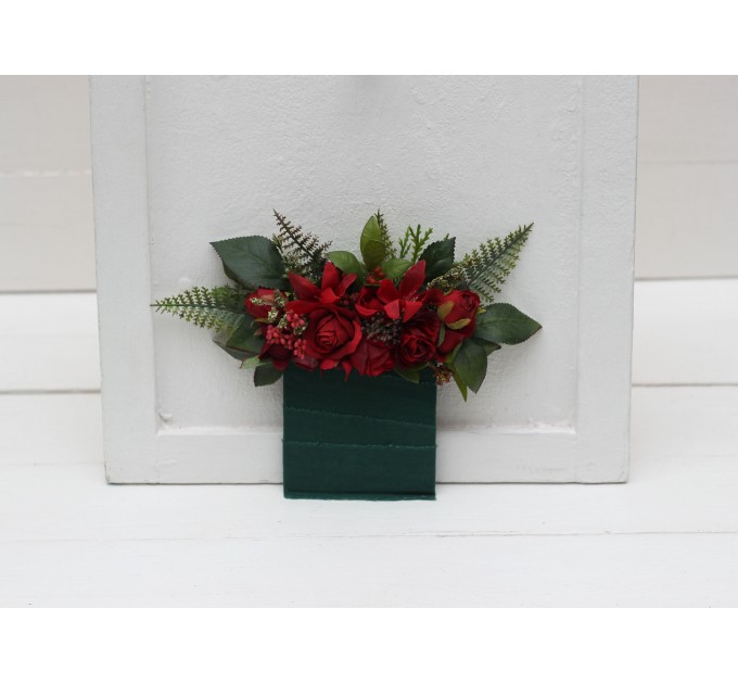 Red roses pocket boutonniere. Winter wedding. Christmas wedding. Flower accessories. Pocket flowers. Square flowers. 5236