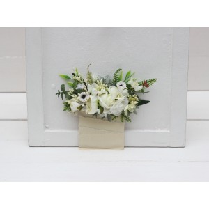Pocket boutonniere in ivory and white color scheme. Flower accessories. Pocket flowers. Square flowers. 5241