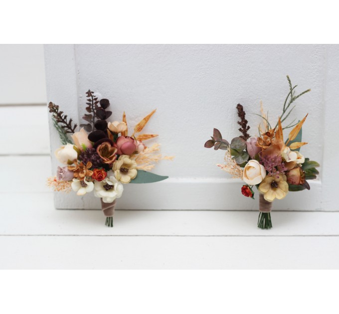Buttonhole Wedding boutonnieres and wrist corsage in rust brown ivory color theme. Flower accessories. 0019