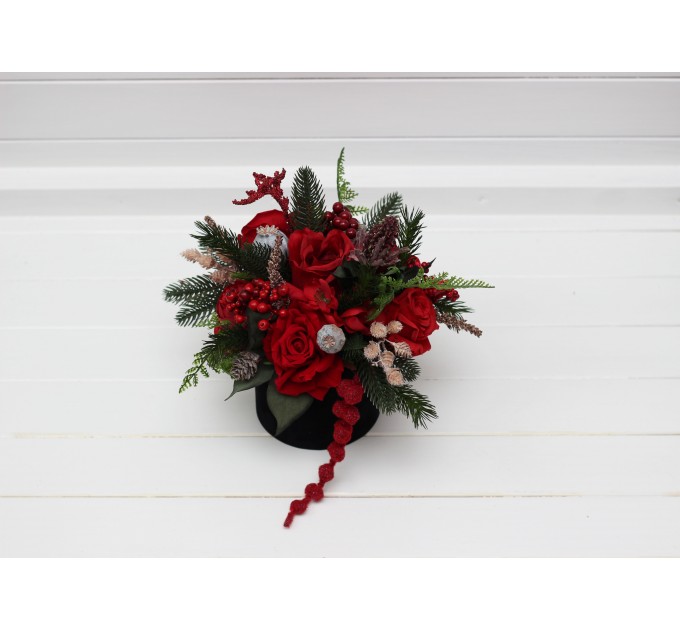 Christmas centerpiece. Table decor. Wedding flowers in box. Winter wedding. 5117