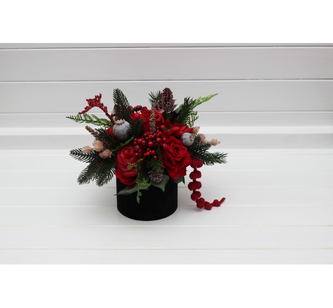 Christmas centerpiece. Table decor. Wedding flowers in box. Winter wedding. 5117