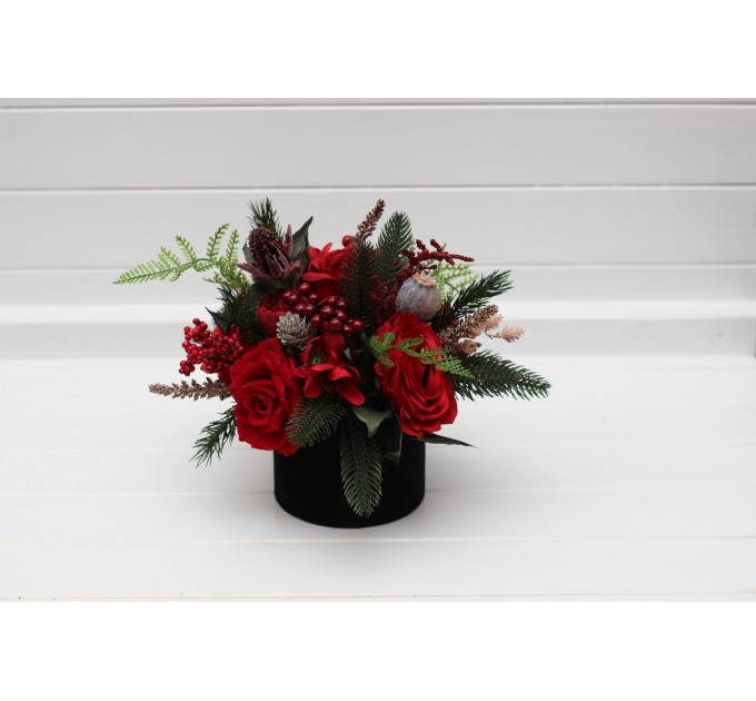 Christmas centerpiece. Table decor. Wedding flowers in box. Winter wedding. 5117