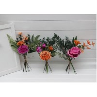 Mini bouquets for vases in orange and magenta colors. Flowers for wedding decor. 5269