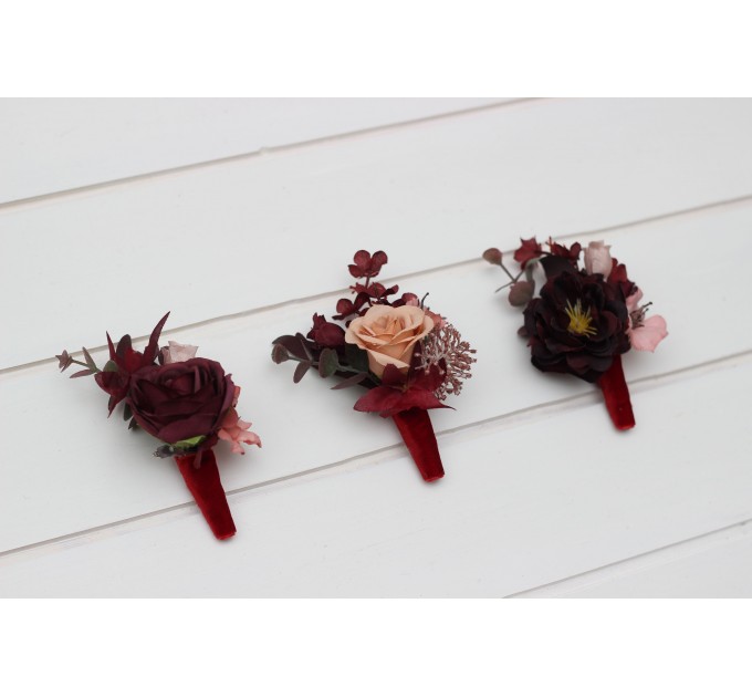 Wedding boutonnieres and wrist corsage in burgundy dusty rose color scheme. Flower accessories. 5270