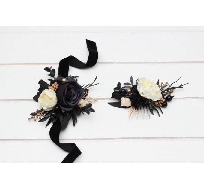 Flower comb in ivory black gold color scheme. Wedding accessories for hair. Bridal flower comb. Bridesmaid floral comb. 5119
