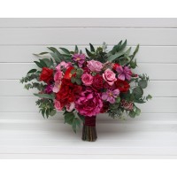 Bouquets in jewel-tone color theme. Magenta pink red bridal bouquet. Bridal bouquet. Faux bouquet. Bridesmaid bouquet. 5280