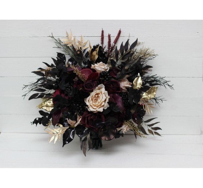 Wedding bouquets in deep purple black gold beige colors. Bridal bouquet. Cascading bouquet. Faux bouquet. Bridesmaid bouquet. Halloween wedding. BLACK