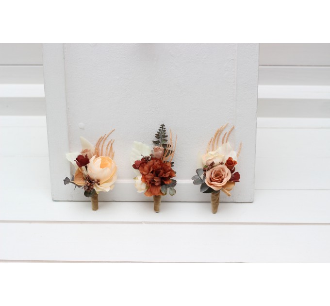 Wedding boutonnieres and wrist corsage in terracotta brown creamcolor scheme. Flower accessories. 5100