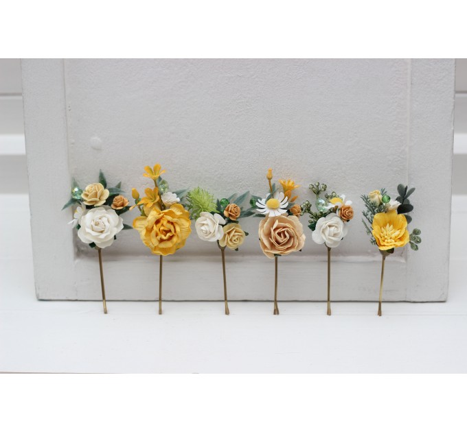 Set of 6 bobby pins. White and yellow hairpins with crystals. Flower bobby pins. Floral headpiece. Bridal flower accessories. Bridesmaid bobby pins. Bridesmaid gift. 5284