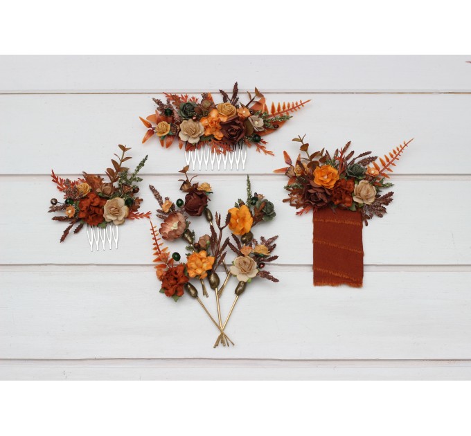 Flower comb in terracotta rust orange color scheme. Wedding accessories for hair. Bridal flower comb. Bridesmaid floral comb. 5331