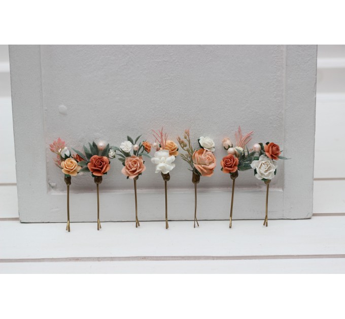 Set of 7 bobby pins in white peach color scheme. Hair accessories. Flower accessories for wedding. Flower hair pins. Bridesmaid gift. 5334