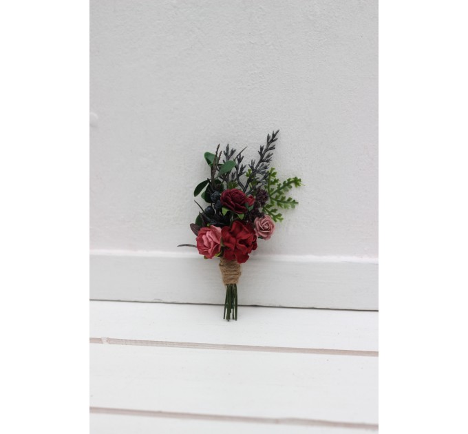 Wedding boutonnieres in burgundy dusty rose color scheme. Flower accessories. Pocket boutonniere. Square flowers. 5341