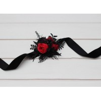  Wedding boutonnieres and wrist corsage  in black and red color scheme. Flower accessories. Halloween wedding. 5041