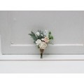 Wedding boutonniere in white blush pink color scheme. Flower accessories. Groom boutonniere. 5347
