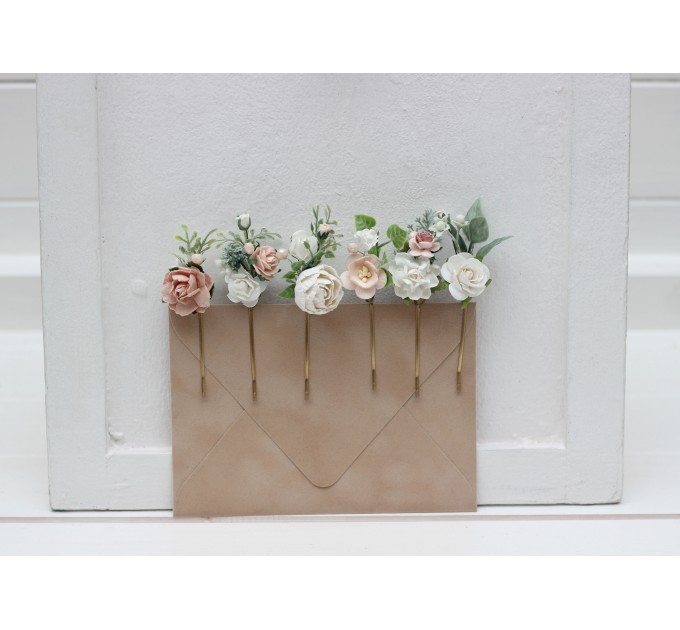 Set of 6 hair pins in white blush pink color scheme. Flower hair pins. Hair accessories. Flower accessories for wedding. Bridesmaid gift. 5347