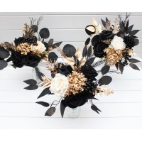 Simple wedding table flowers. Mini bouquets for vases in black ivory gold color scheme. Flowers for wedding decor. Table flowers. Centerpiece. 5159