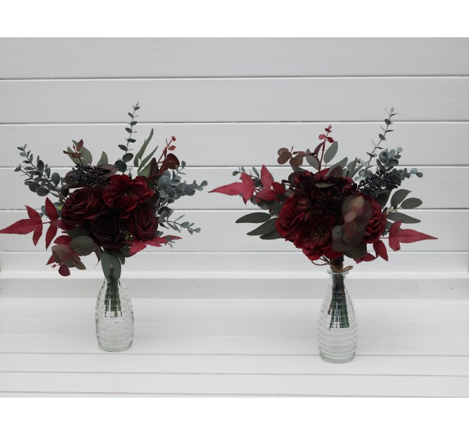Simple Wedding Table Flowers in Burgundy & Dark Green | Mini Vases & Centerpieces