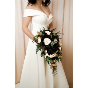 Bouquets in hunter green ivory black gold color scheme. Bridal bouquet in classic and cascade style. Faux wedding flowers. Bridesmaid bouquet. 5300