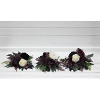 Simple wedding table flowers. Mini bouquets for vases in purple black ivory green color scheme. Flowers for wedding decor. Table flowers. Centerpiece. 5289