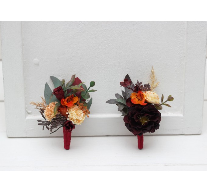 Wedding boutonnieres and wrist corsage in rust burgundy cinnamon color theme. Flower accessories. 0044