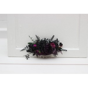 Flower comb in black, purple, and magenta color scheme. Gothic wedding accessories for hair. Bridal flower comb. Halloween moody wedding. 5370