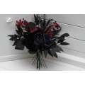 Simple Wedding Table Flowers – Mini Bouquet in Burgundy, Black, Blue & Purple