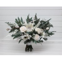 Winter protea bouquet. Bridal white and sage green bouquet. Wedding flowers. 5439