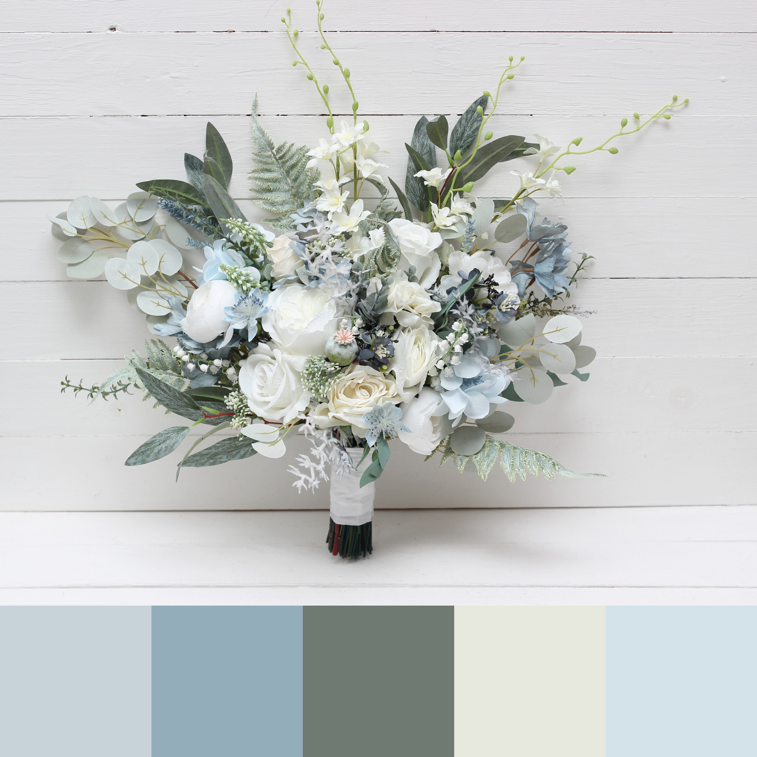 Soft dusty blue wedding bouquet